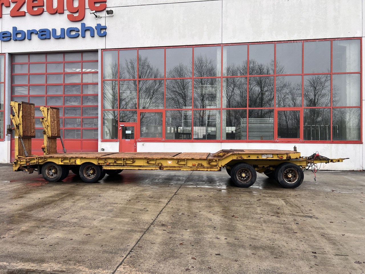 Müller Mitteltal T4 PROFI 40,0 4 Achs Tiefladeranhänger - Low loader trailer: picture 3 Müller Mitteltal T4 PROFI 40,0 4 Achs Tiefladeranhänger - Low loader trailer: picture 3