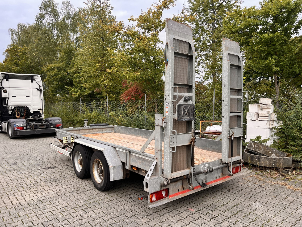 Tt  Tandemtieflader - Low loader trailer: picture 4 Tt  Tandemtieflader - Low loader trailer: picture 4