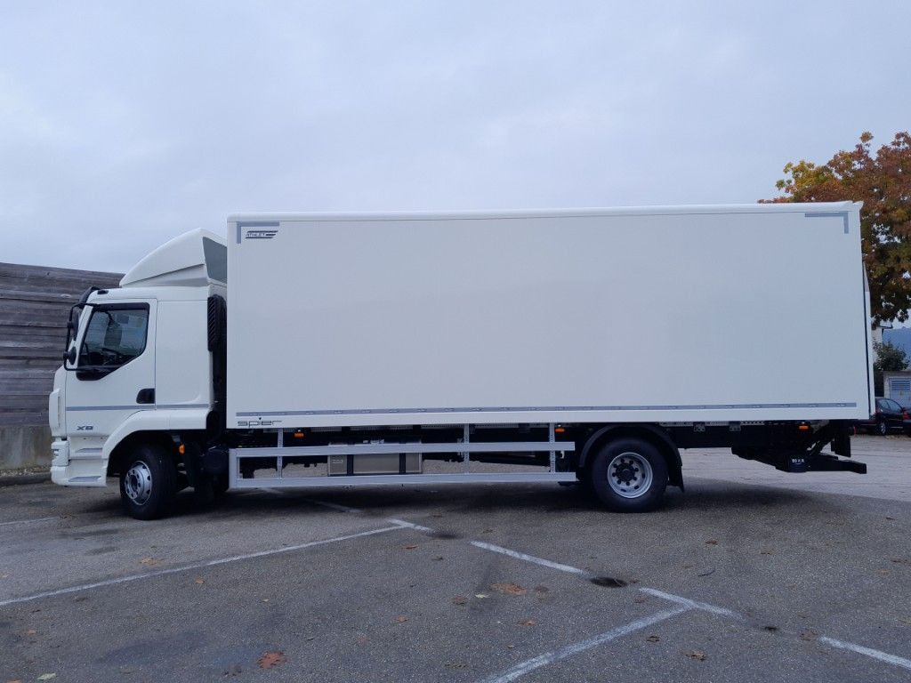 DAF FA XB 290 16t Spier Plywoodkoffer - Box truck: picture 5 DAF FA XB 290 16t Spier Plywoodkoffer - Box truck: picture 5