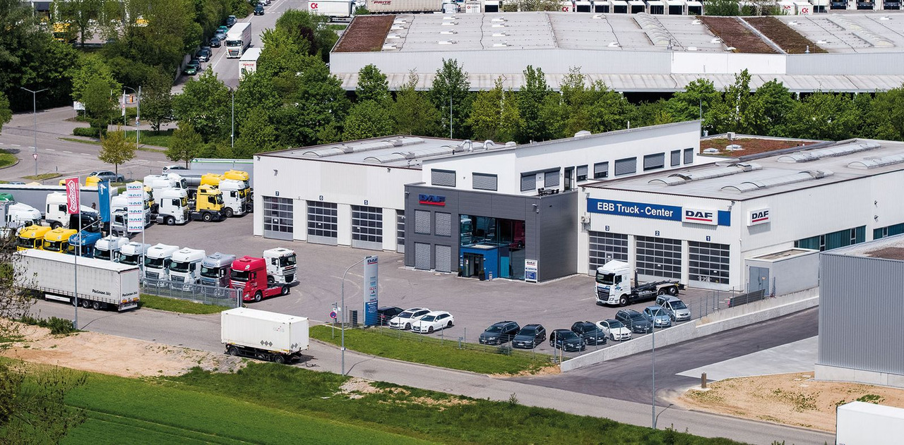 Hook lift truck DAF FAN XF 530 SC Abrollkipper: picture 11