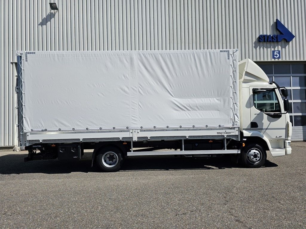DAF LF 210 7,49t Spier Pritsche-Plane LBW Tageszulas DAF FA LF 210 08t Spier Pritsche mit LBW - Curtain side truck: picture 3 DAF LF 210 7,49t Spier Pritsche-Plane LBW Tageszulas DAF FA LF 210 08t Spier Pritsche mit LBW - Curtain side truck: picture 3