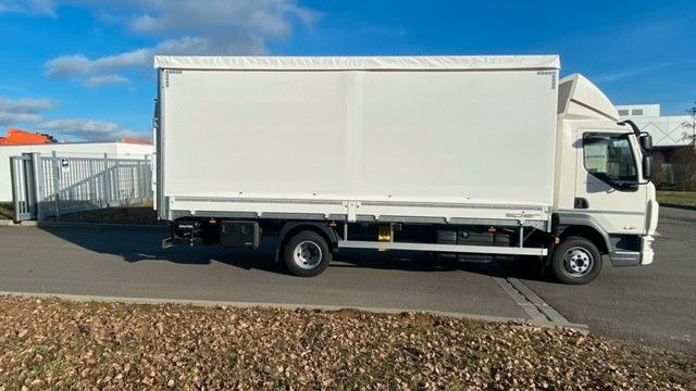 DAF LF 210 8t Pritsche-Plane LBW Tageszulassung DAF FA LF 210 08t Spier Pritsche-Plane - Curtain side truck: picture 4 DAF LF 210 8t Pritsche-Plane LBW Tageszulassung DAF FA LF 210 08t Spier Pritsche-Plane - Curtain side truck: picture 4