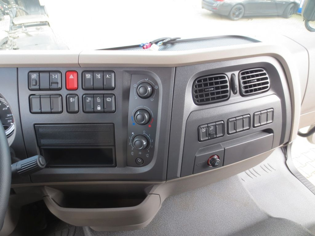 Beverage truck DAF LF 310 18t Zikun Getränkeaufbau DAF LF 310 18t Zikun Getränkeaufbau: picture 19 Beverage truck DAF LF 310 18t Zikun Getränkeaufbau DAF LF 310 18t Zikun Getränkeaufbau: picture 19