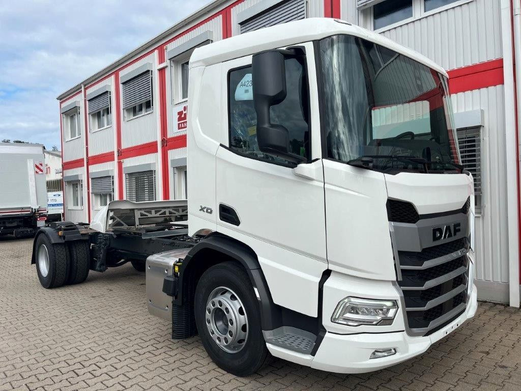 DAF XD 370 Fahrgestell - Cab chassis truck: picture 3 DAF XD 370 Fahrgestell - Cab chassis truck: picture 3