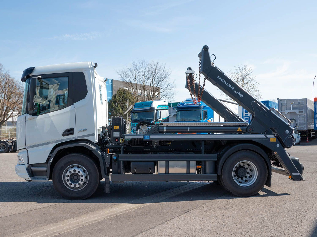 DAF XD 410 FA Meiller Absetzkipper DAF XD 410 FA Meiller Absetzkipper - Skip loader truck: picture 4 DAF XD 410 FA Meiller Absetzkipper DAF XD 410 FA Meiller Absetzkipper - Skip loader truck: picture 4