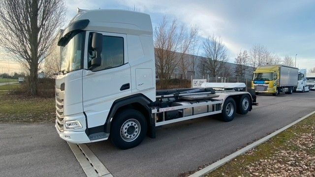DAF XF 480 FAN Abroller VDL - Hook lift truck: picture 1 DAF XF 480 FAN Abroller VDL - Hook lift truck: picture 1