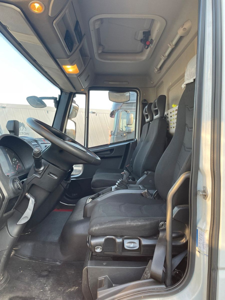 Iveco Eurocargo 75-190 - Closed box van: picture 3 Iveco Eurocargo 75-190 - Closed box van: picture 3
