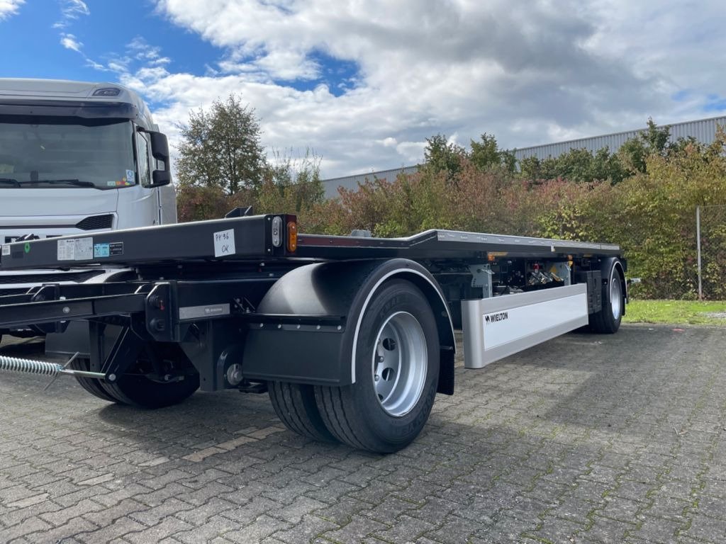Wielton 2-Achs Außenroller-Abrollanhänger Wielton 2-Achs Außenroller-Abrollanhänger - Roll-off/ Skip trailer: picture 1 Wielton 2-Achs Außenroller-Abrollanhänger Wielton 2-Achs Außenroller-Abrollanhänger - Roll-off/ Skip trailer: picture 1