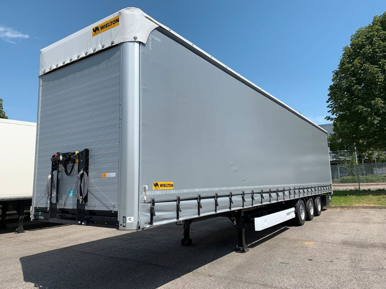 Wielton Curtain Master MEGA - Curtainsider semi-trailer: picture 2 Wielton Curtain Master MEGA - Curtainsider semi-trailer: picture 2
