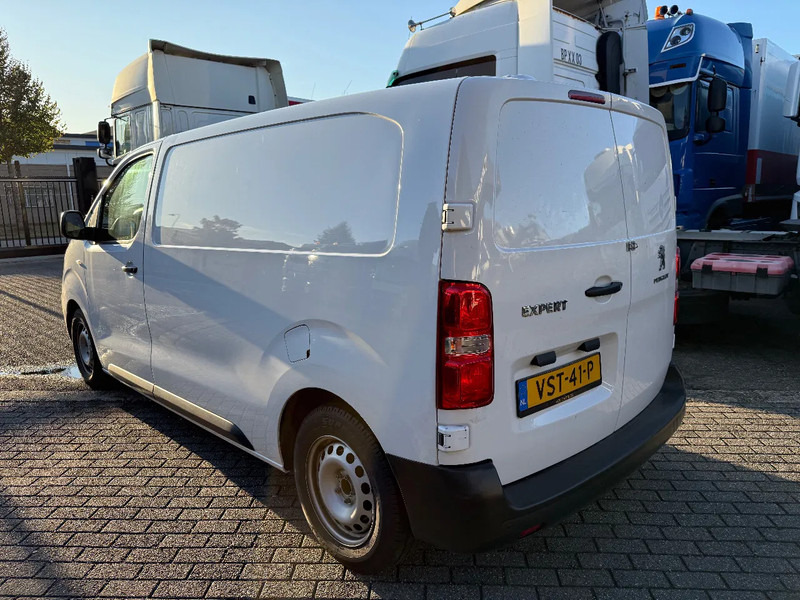 Peugeot Expert 2.0 D 104 KW 2023 BROKEN ENGINE - Small van: picture 2 Peugeot Expert 2.0 D 104 KW 2023 BROKEN ENGINE - Small van: picture 2