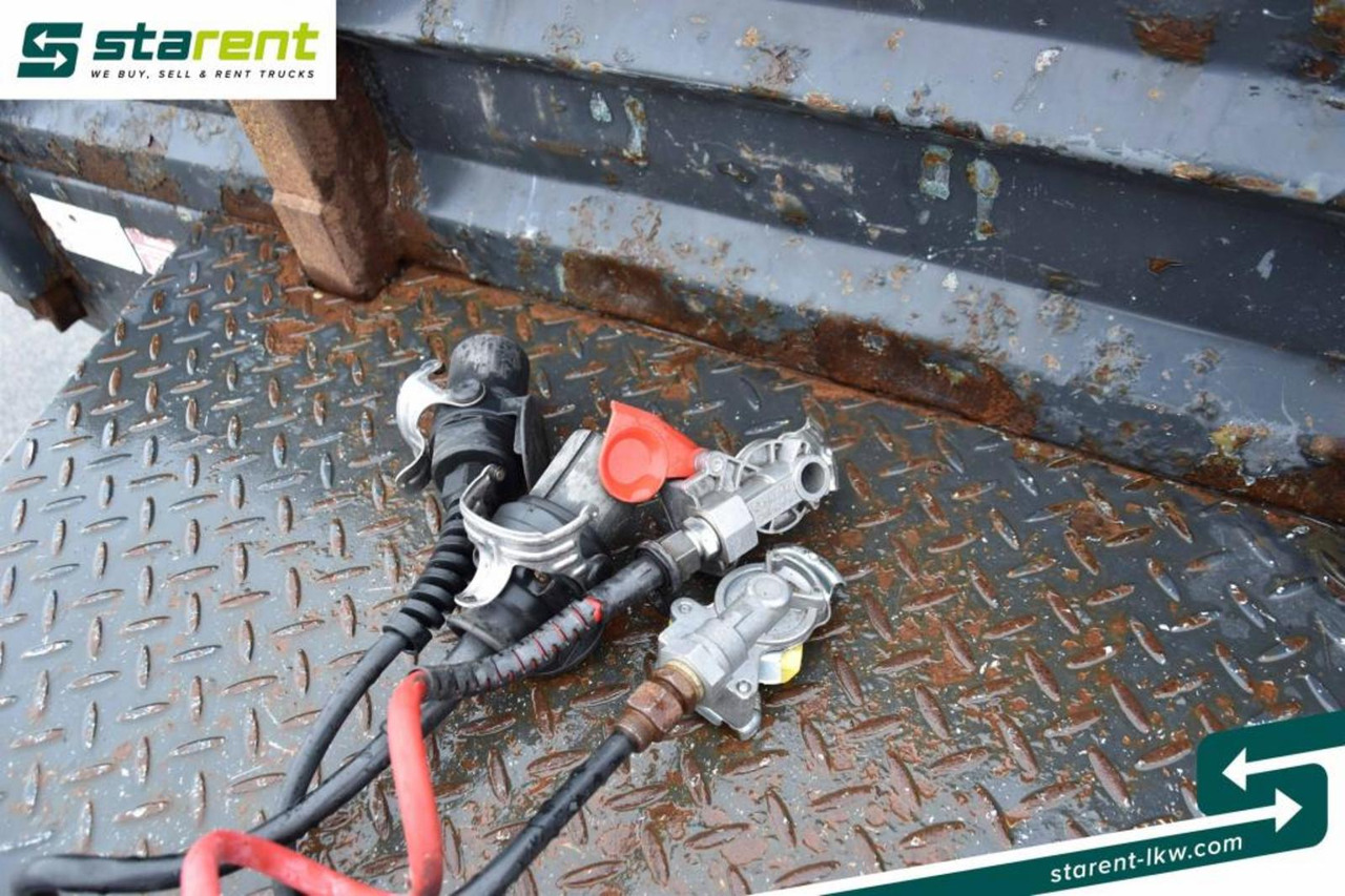 Low loader trailer Schwarzmüller Tandemtieflader Rampen SAF Containerverriegelung: picture 14 Low loader trailer Schwarzmüller Tandemtieflader Rampen SAF Containerverriegelung: picture 14