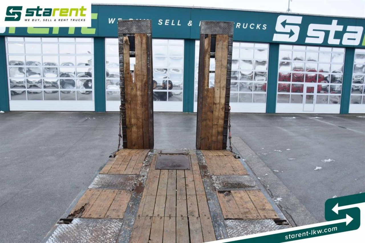 Low loader trailer Schwarzmüller Tandemtieflader Rampen SAF Containerverriegelung: picture 10 Low loader trailer Schwarzmüller Tandemtieflader Rampen SAF Containerverriegelung: picture 10