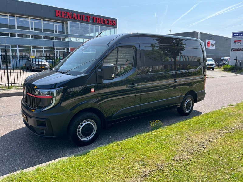 Renault Master 4 Red Edition L2 H2, 150 pk, Airco, nw Model - Panel van: picture 1 Renault Master 4 Red Edition L2 H2, 150 pk, Airco, nw Model - Panel van: picture 1