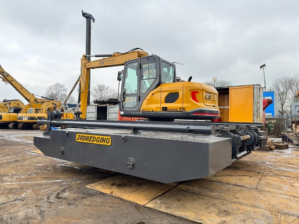 28dredging dredg7.5 ( unused ) amphibious excavato - Amphibious excavator: picture 3 28dredging dredg7.5 ( unused ) amphibious excavato - Amphibious excavator: picture 3