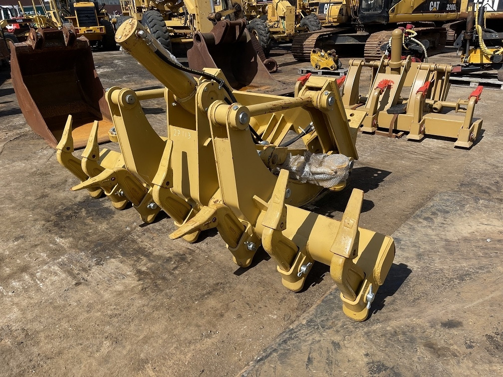 CAT 16h 16g ripper - Ripper for Construction machinery: picture 1 CAT 16h 16g ripper - Ripper for Construction machinery: picture 1
