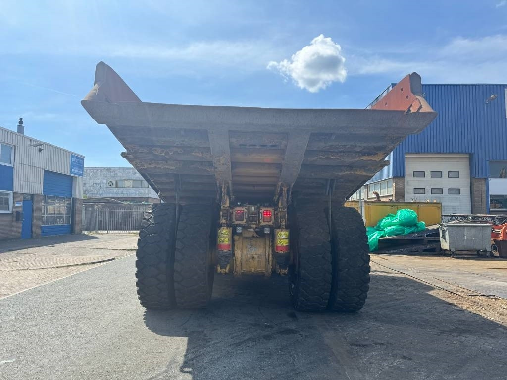 CAT 770 ( GERMAN MACHINE ) - Rigid dumper/ Rock truck: picture 4 CAT 770 ( GERMAN MACHINE ) - Rigid dumper/ Rock truck: picture 4