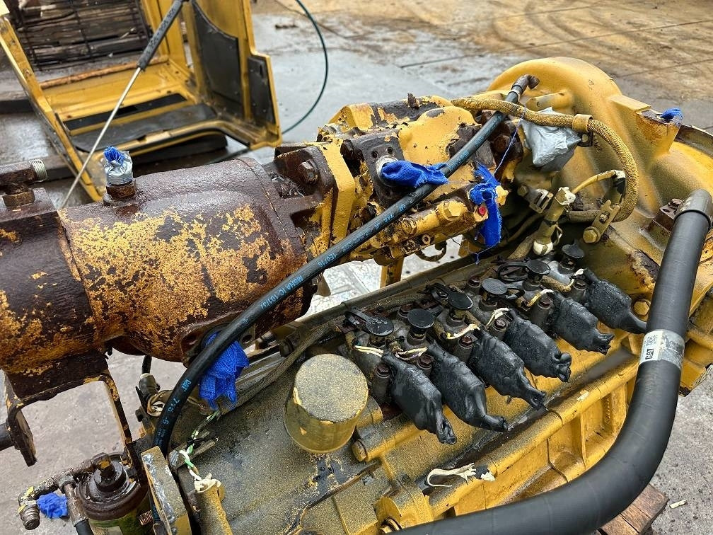 CAT 950 G II hydrolic pump / gearbox - Gearbox for Construction machinery: picture 2 CAT 950 G II hydrolic pump / gearbox - Gearbox for Construction machinery: picture 2