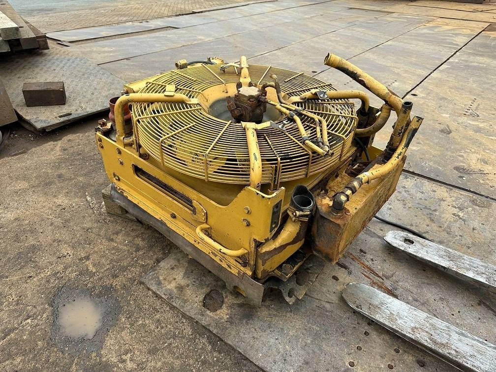 CAT 950g radiator - Radiator for Construction machinery: picture 1 CAT 950g radiator - Radiator for Construction machinery: picture 1