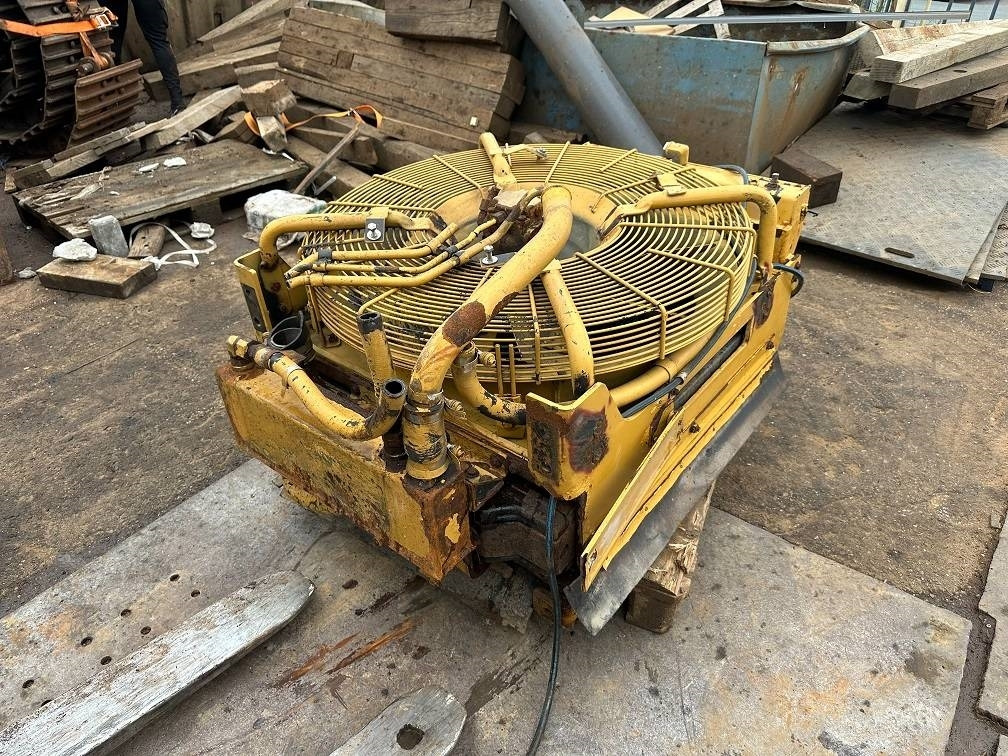 CAT 950g radiator - Radiator for Construction machinery: picture 5 CAT 950g radiator - Radiator for Construction machinery: picture 5