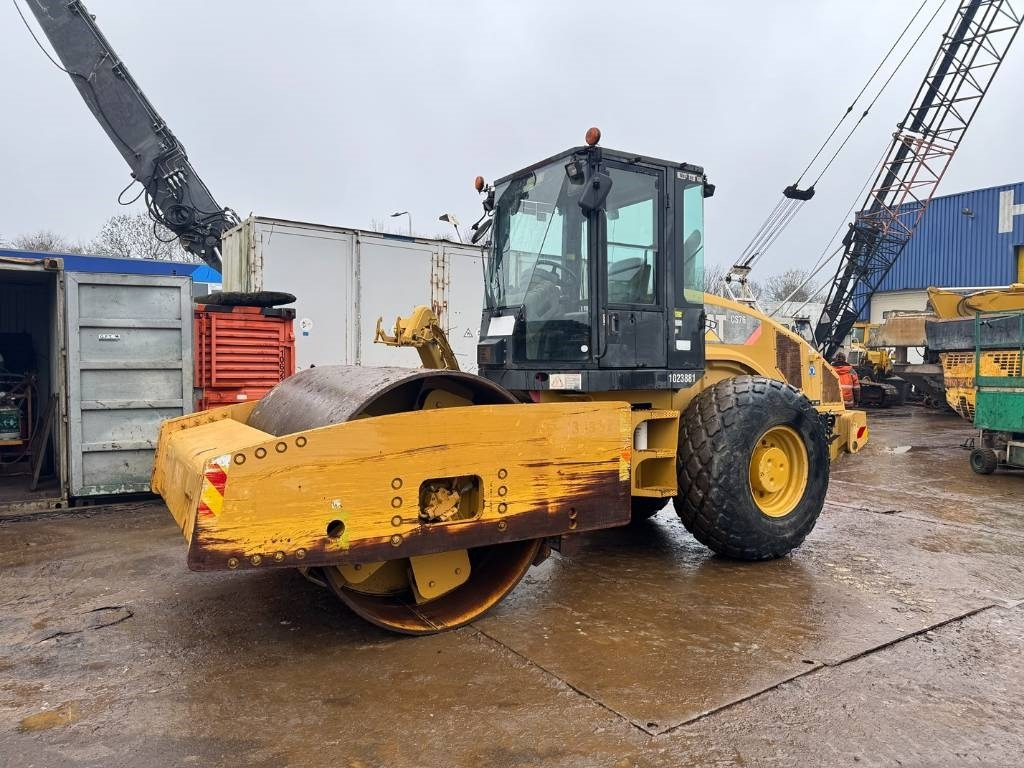 CAT CS 76 - Road roller: picture 2 CAT CS 76 - Road roller: picture 2
