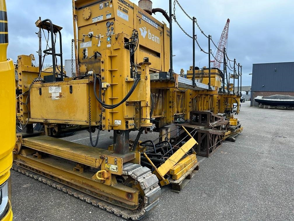 Gomaco TC 600 - Slipform paver: picture 4 Gomaco TC 600 - Slipform paver: picture 4