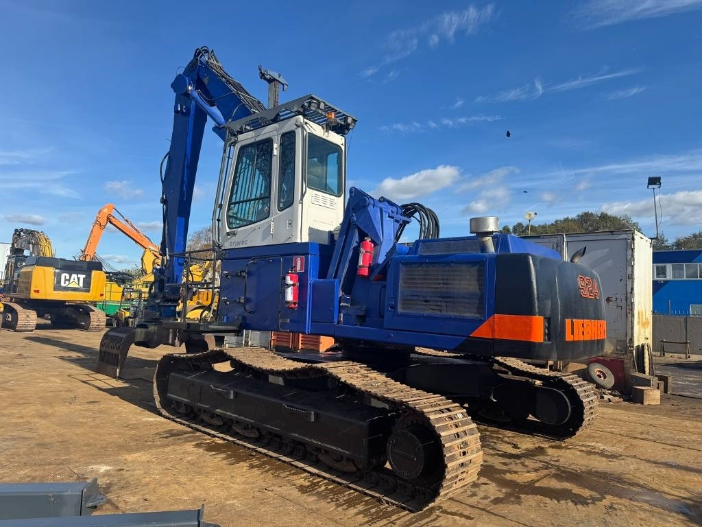 Liebherr R 924 B EW - Material handler: picture 5 Liebherr R 924 B EW - Material handler: picture 5