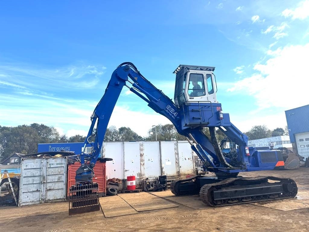 Liebherr R 924 B EW - Material handler: picture 2 Liebherr R 924 B EW - Material handler: picture 2