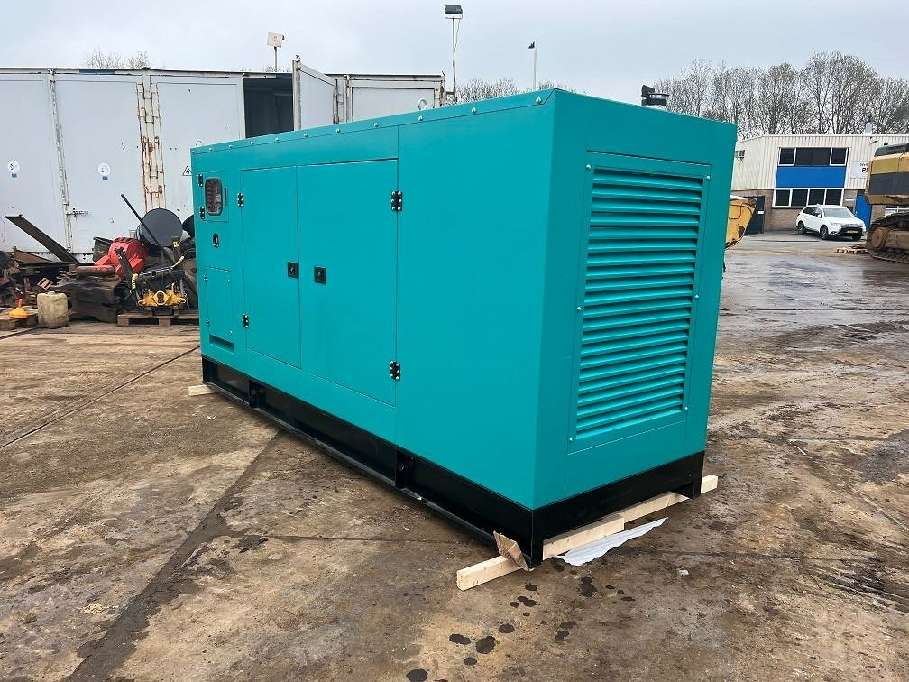 Ricardo 400KVA 320KW SILENT 3 PHASE GENERATOR 50HZ 400V NE - Generator set: picture 3 Ricardo 400KVA 320KW SILENT 3 PHASE GENERATOR 50HZ 400V NE - Generator set: picture 3