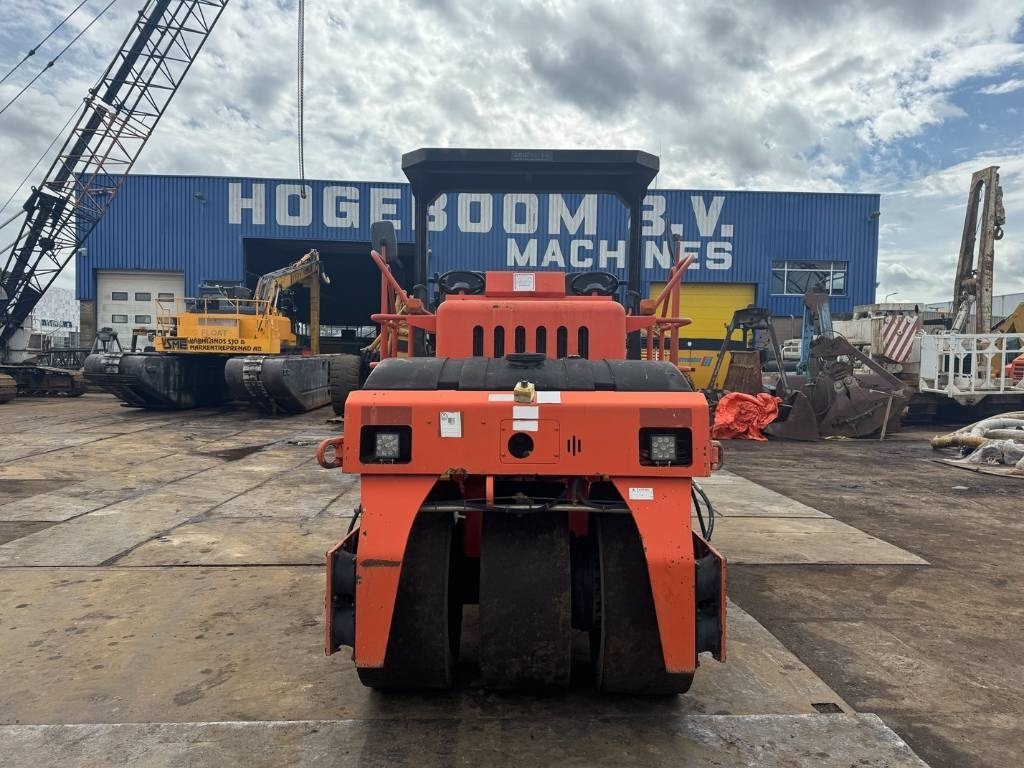 Pneumatic roller SAKAI GW 750-2: picture 8