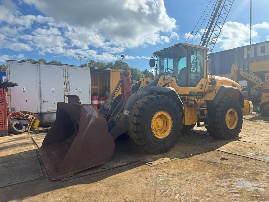 Volvo L 120 G - Wheel loader: picture 2 Volvo L 120 G - Wheel loader: picture 2