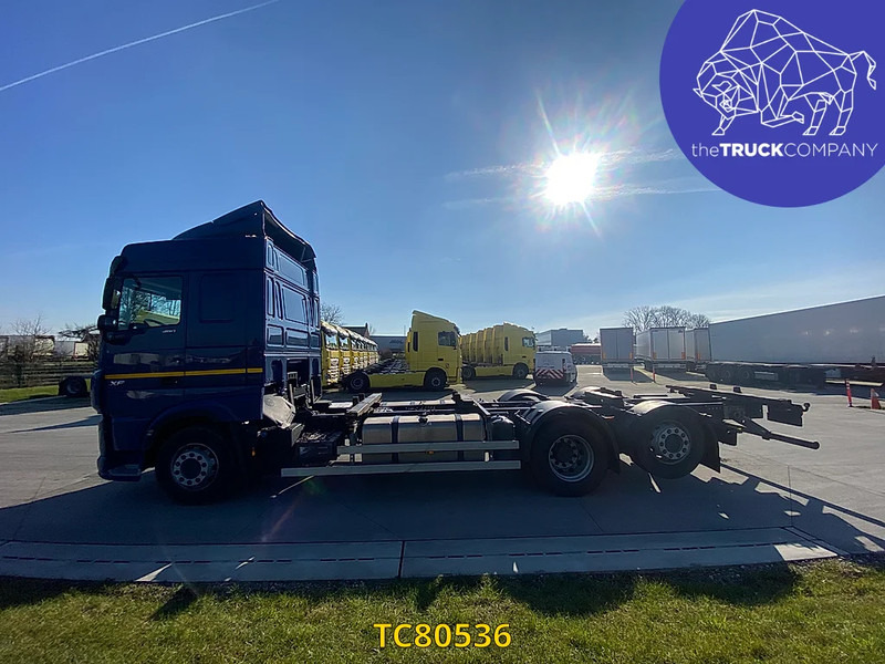 DAF XF Euro6 480 - Container transporter/ Swap body truck: picture 2 DAF XF Euro6 480 - Container transporter/ Swap body truck: picture 2