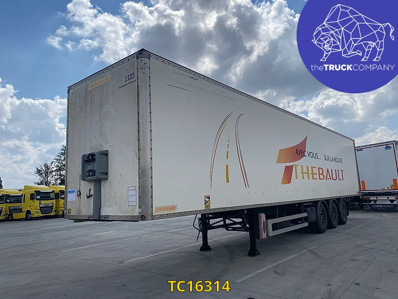 Closed box semi-trailer Fruehauf: picture 1