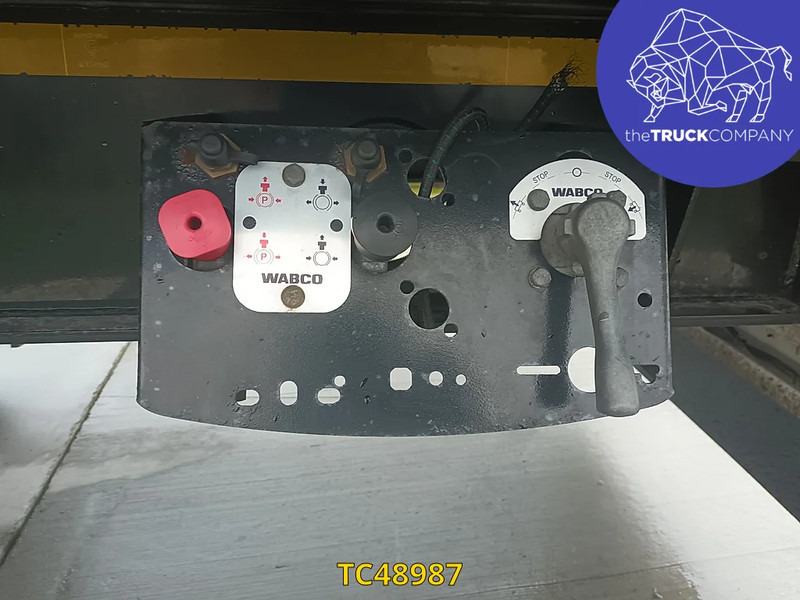 Hoet Trailers - Curtainsider semi-trailer: picture 3 Hoet Trailers - Curtainsider semi-trailer: picture 3