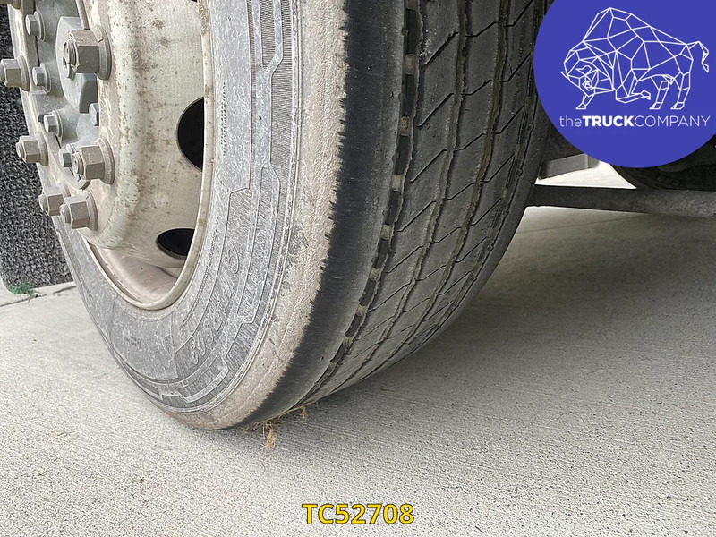 Iveco Stralis - Curtain side truck: picture 3 Iveco Stralis - Curtain side truck: picture 3