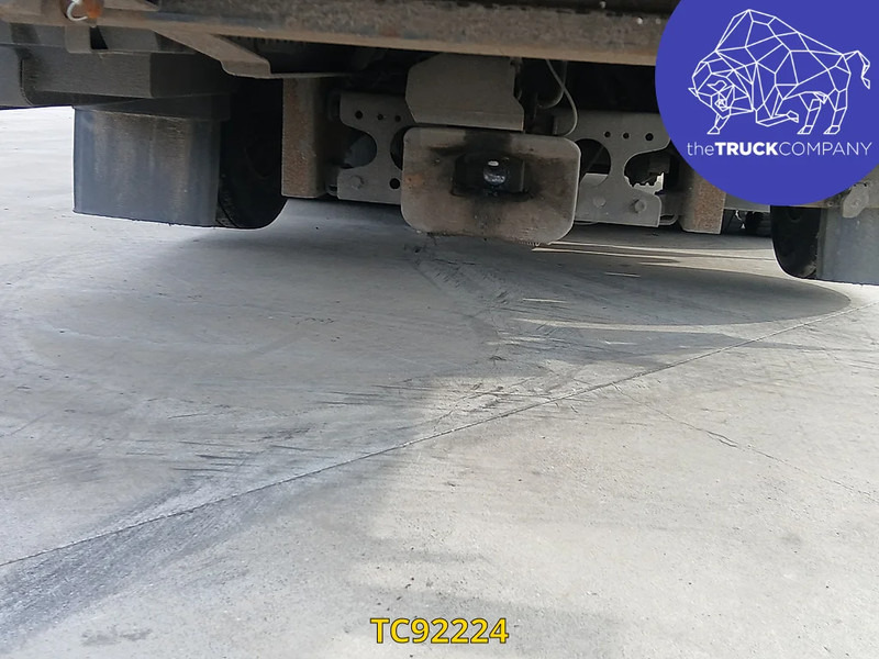 Mercedes-Benz Actros 2548 - Curtain side truck: picture 2 Mercedes-Benz Actros 2548 - Curtain side truck: picture 2