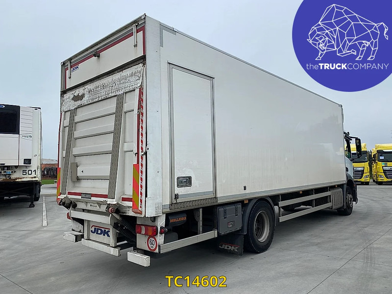 Mercedes-Benz Antos 1827 - Box truck: picture 4 Mercedes-Benz Antos 1827 - Box truck: picture 4