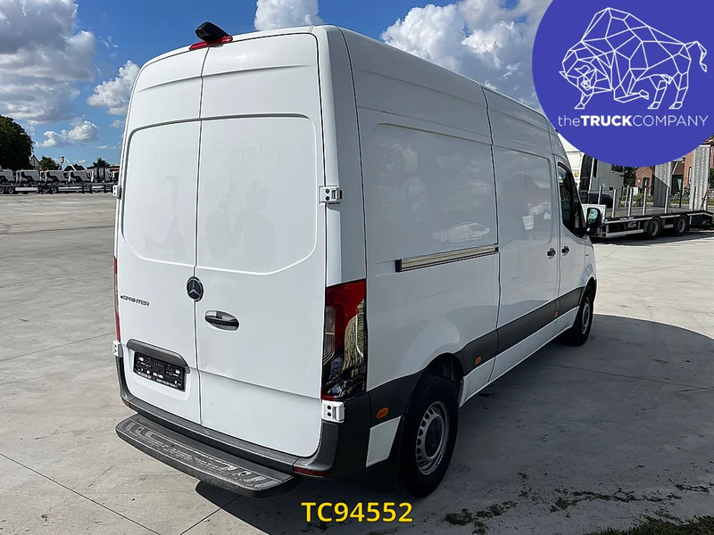 Panel van, Electric van Mercedes-Benz E-Sprinter L2H2 41 kWh: picture 7 Panel van, Electric van Mercedes-Benz E-Sprinter L2H2 41 kWh: picture 7