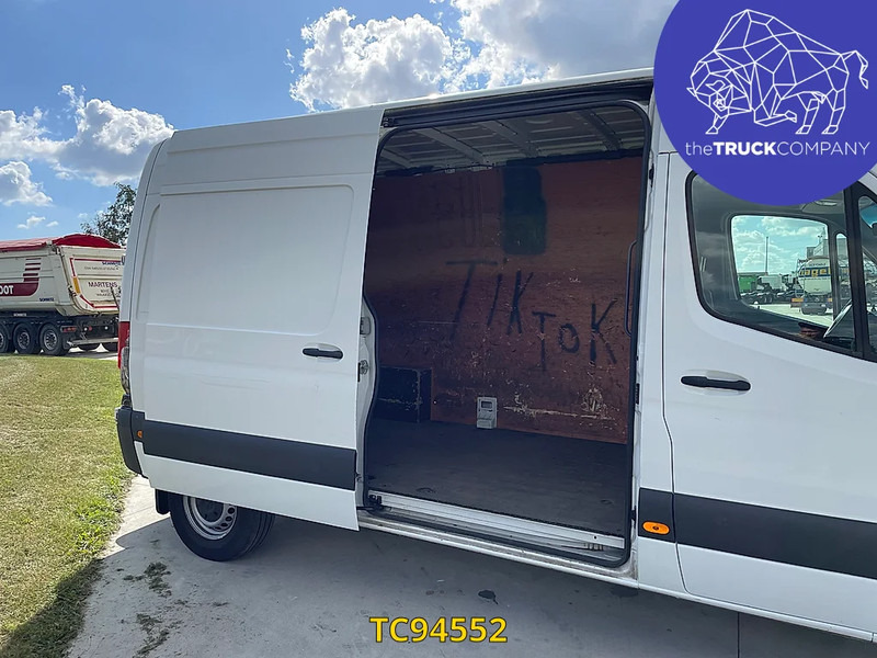 Panel van, Electric van Mercedes-Benz E-Sprinter L2H2 41 kWh: picture 9 Panel van, Electric van Mercedes-Benz E-Sprinter L2H2 41 kWh: picture 9