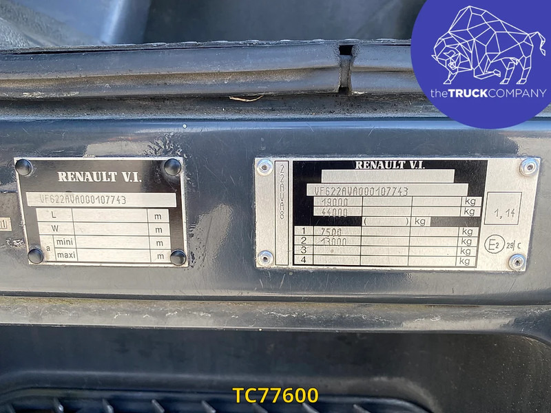 Renault Premium 320 - Curtain side truck: picture 2 Renault Premium 320 - Curtain side truck: picture 2