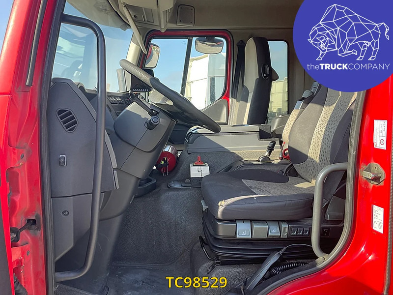 Renault Premium 380 - Curtain side truck: picture 3 Renault Premium 380 - Curtain side truck: picture 3