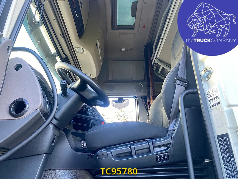 Tractor unit DAF XF Euro6 480: picture 16 Tractor unit DAF XF Euro6 480: picture 16