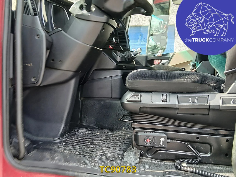 Tractor unit Mercedes-Benz Actros 1842: picture 8