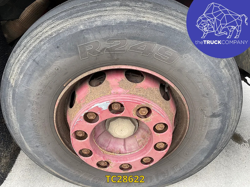 Tractor unit Volvo FM 380: picture 15