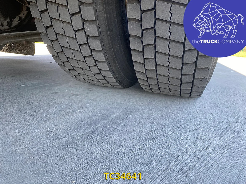 Volvo FM 330 - Refrigerated truck: picture 4 Volvo FM 330 - Refrigerated truck: picture 4