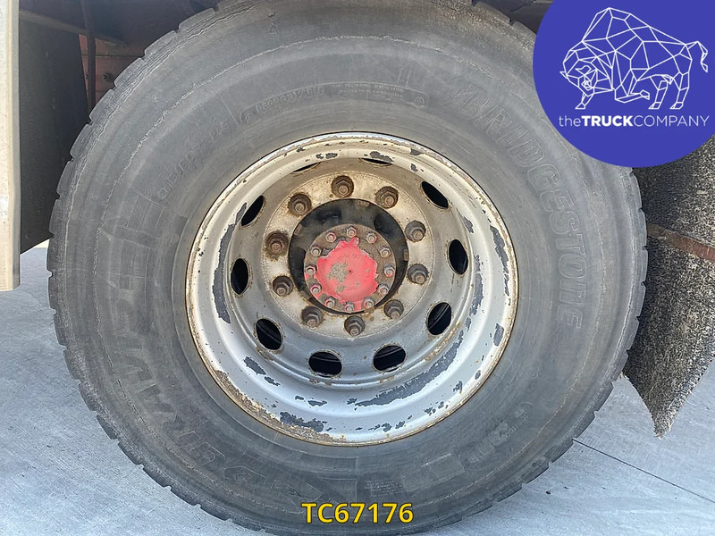 Volvo FM 330 - Refrigerated truck: picture 5 Volvo FM 330 - Refrigerated truck: picture 5