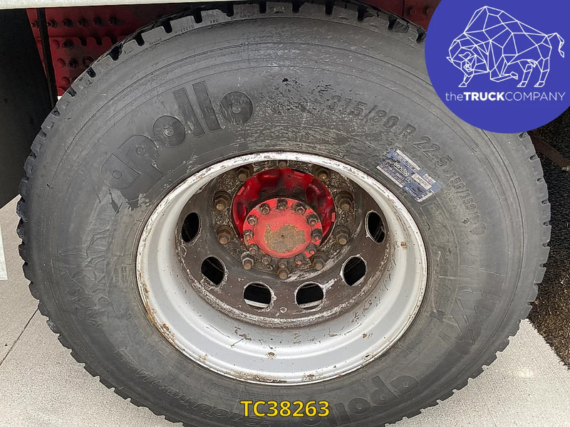 Refrigerated truck Volvo FM 330: picture 17