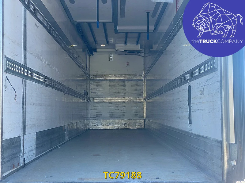 Volvo FM 330 - Refrigerated truck: picture 3 Volvo FM 330 - Refrigerated truck: picture 3