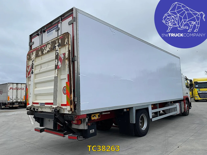 Volvo FM 330 - Refrigerated truck: picture 4 Volvo FM 330 - Refrigerated truck: picture 4