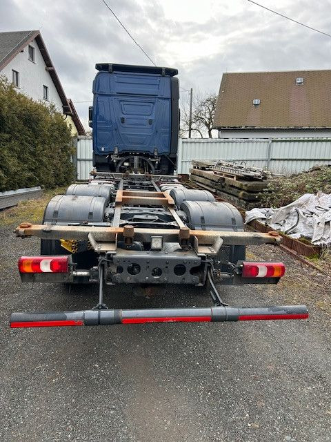 Mercedes-Benz 2548 - Container transporter/ Swap body truck: picture 4 Mercedes-Benz 2548 - Container transporter/ Swap body truck: picture 4