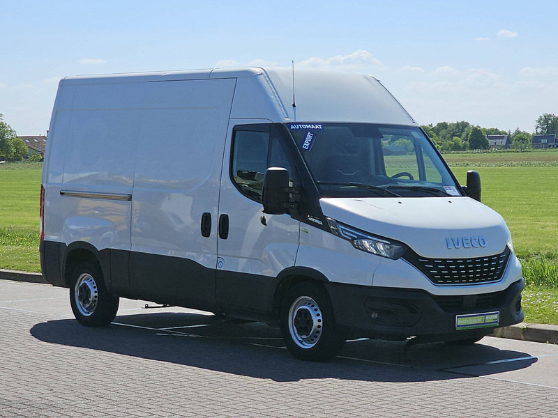 Iveco Daily 35S18 3.0Ltr 180Pk Airco! - Panel van: picture 5 Iveco Daily 35S18 3.0Ltr 180Pk Airco! - Panel van: picture 5